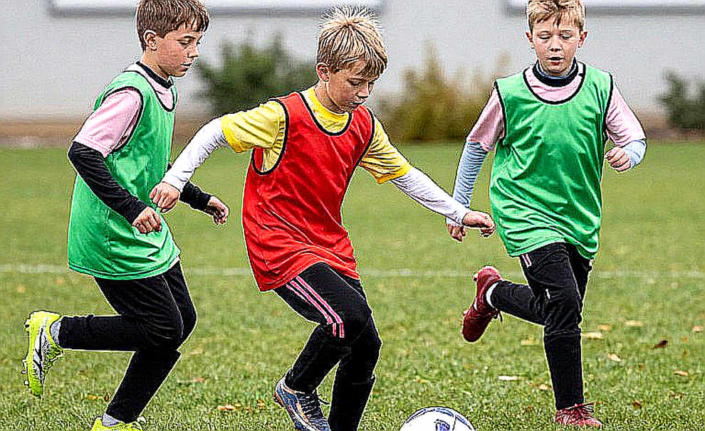 The Empty Cell in Football Analysis: Data Integrity and the Blockchain Lesson The Empty Cell in Football Analysis: Data Integrity and the Blockchain Lesson