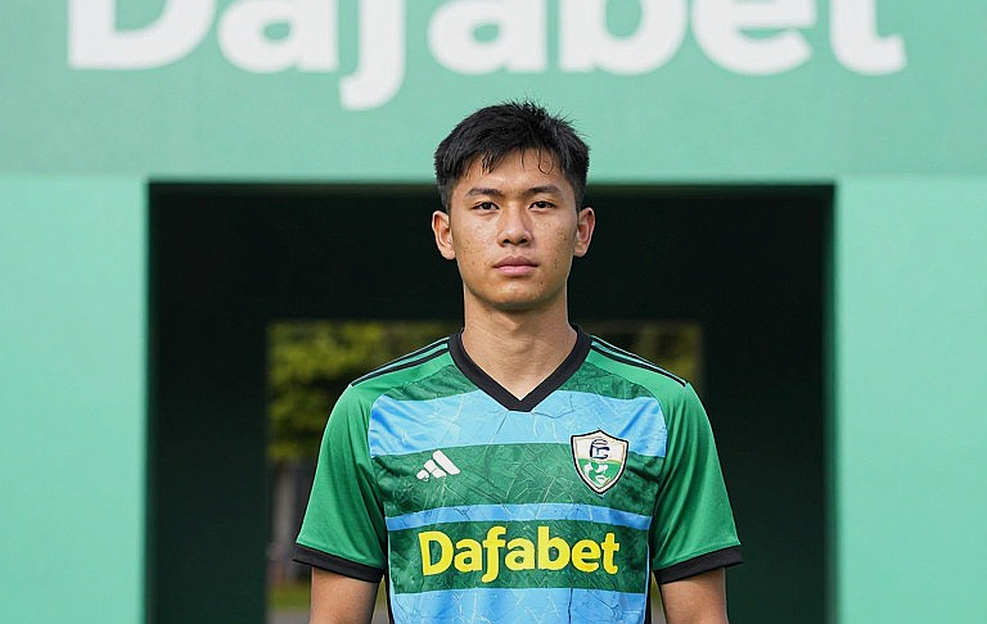 The Silence of the Transfer Window: Twenty-Two Rumors, Fourteen Truths, and an Empty Feed