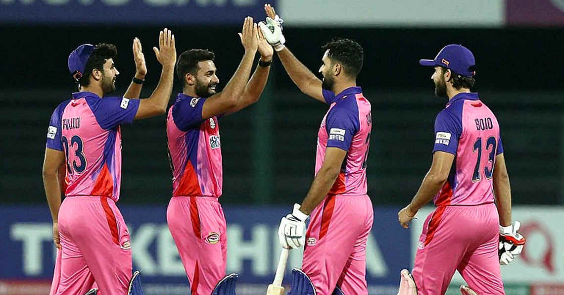 ৫৩ বলে ৯০: যখন প্রশংসার ভাষা সংখ্যাকে ছাপিয়ে যায় ৫৩ বলে ৯০: যখন প্রশংসার ভাষা সংখ্যাকে ছাপিয়ে যায়