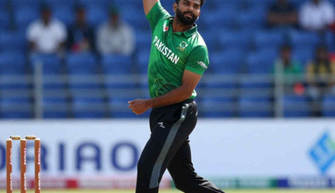 ভারত সিরিজের আগে চ্যাপম্যান ও ফোল্কস আউট: নিউজিল্যান্ডের গভীরতার হিসাব, আর ফ্র্যাঞ্চাইজি ক্রিকেটের অদৃশ্য বিল