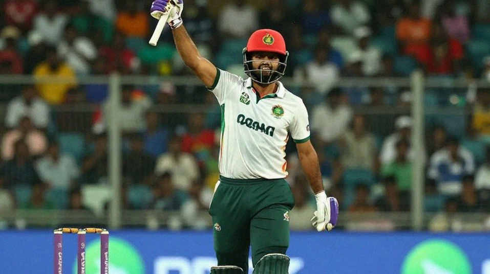 কালো ব্যান্ডের নিচে লুকানো তিনটি ঘটনা: রায়পুরের প্রথম দিনটা আসলে ভারতের নতুন অধিনায়ক-যুগের সূচনা