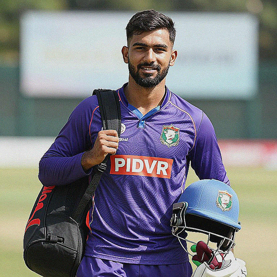 কিংসমিডের নীরবতা আর রাবাদার হ্যামস্ট্রিং: ২১৪ রানের হার দক্ষিণ আফ্রিকা সম্পর্কে আসলে কী বলে
