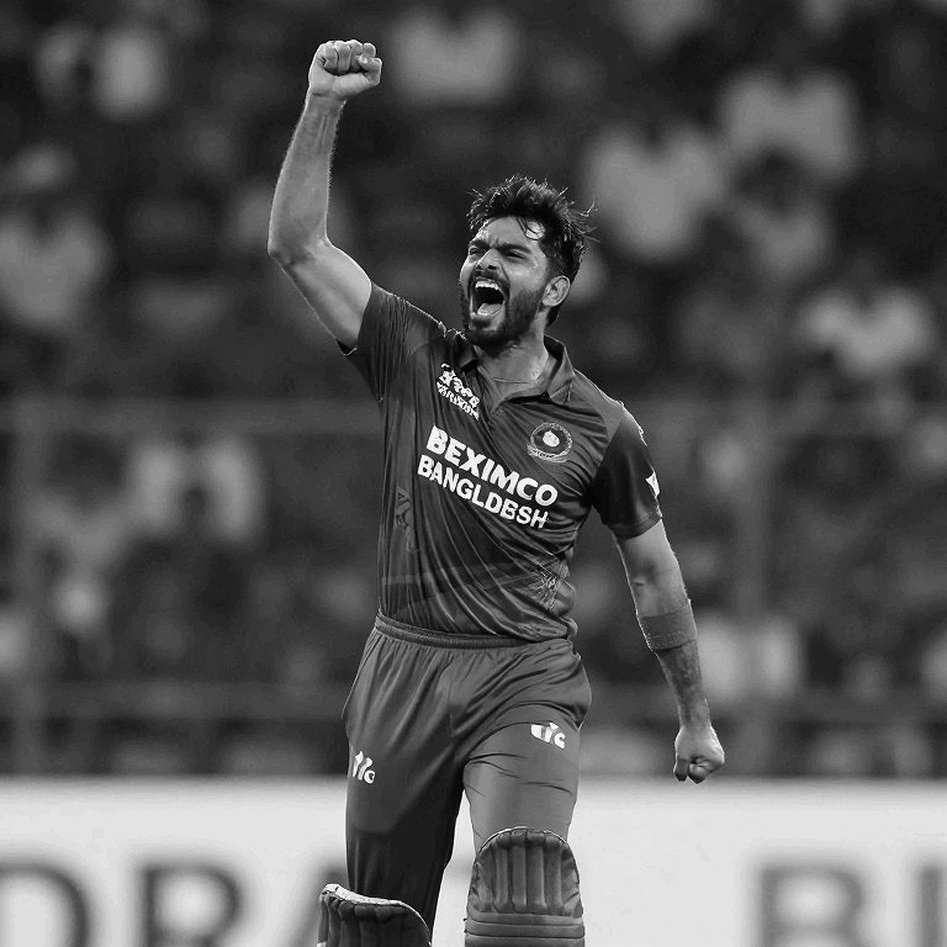 ছয় ঘণ্টা, ১৯ থেকে ১৪ শতাংশ: ৩৬ বছরে ভুবনেশ্বর কুমারের দীর্ঘায়ুর অঙ্ক ছয় ঘণ্টা, ১৯ থেকে ১৪ শতাংশ: ৩৬ বছরে ভুবনেশ্বর কুমারের দীর্ঘায়ুর অঙ্ক